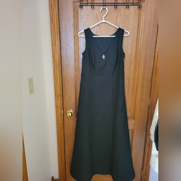 VINTAGE A-Line Gown - Picture 1 of 4